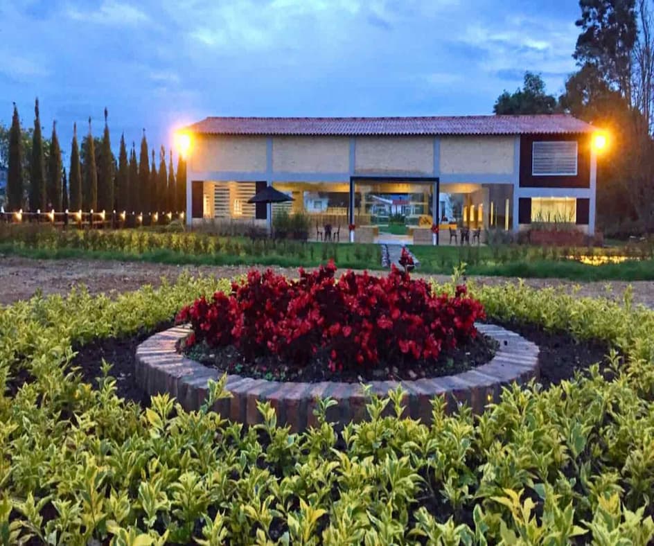 jardín en la hacienda el rosal para bodas