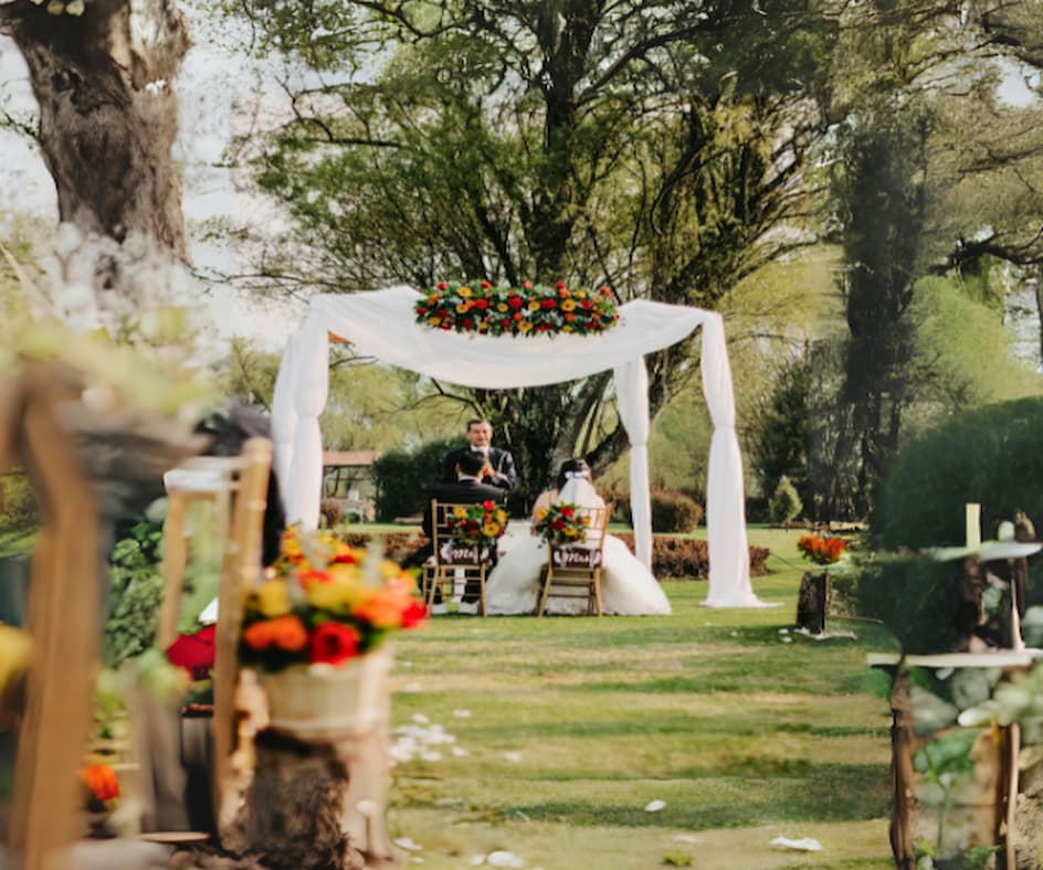 Decoración de iglesias en Cundinamarca, la Sabana de Bogotá y Boyacá. Con las flores más hermosas y una atención meticulosa, hacemos de cada boda, cumpleaños y evento corporativo una experiencia única y especial. Ya sea que desees una decoración floral romántica y clásica o un estilo más moderno y vanguardista, estamos aquí para hacer realidad tu visión. Desde impresionantes arcos florales hasta delicados centros de mesa, cada detalle se cuida con esmero para garantizar que tu evento sea inolvidable.
Confía en nosotros para proporcionarte flores frescas de la más alta calidad y un servicio de entrega puntual y confiable. ¡Déjanos convertir tu evento en una experiencia verdaderamente inolvidable con nuestra exquisita selección de flores!
Contáctanos hoy mismo para comenzar a planificar la decoración floral perfecta para tu boda o evento especial.